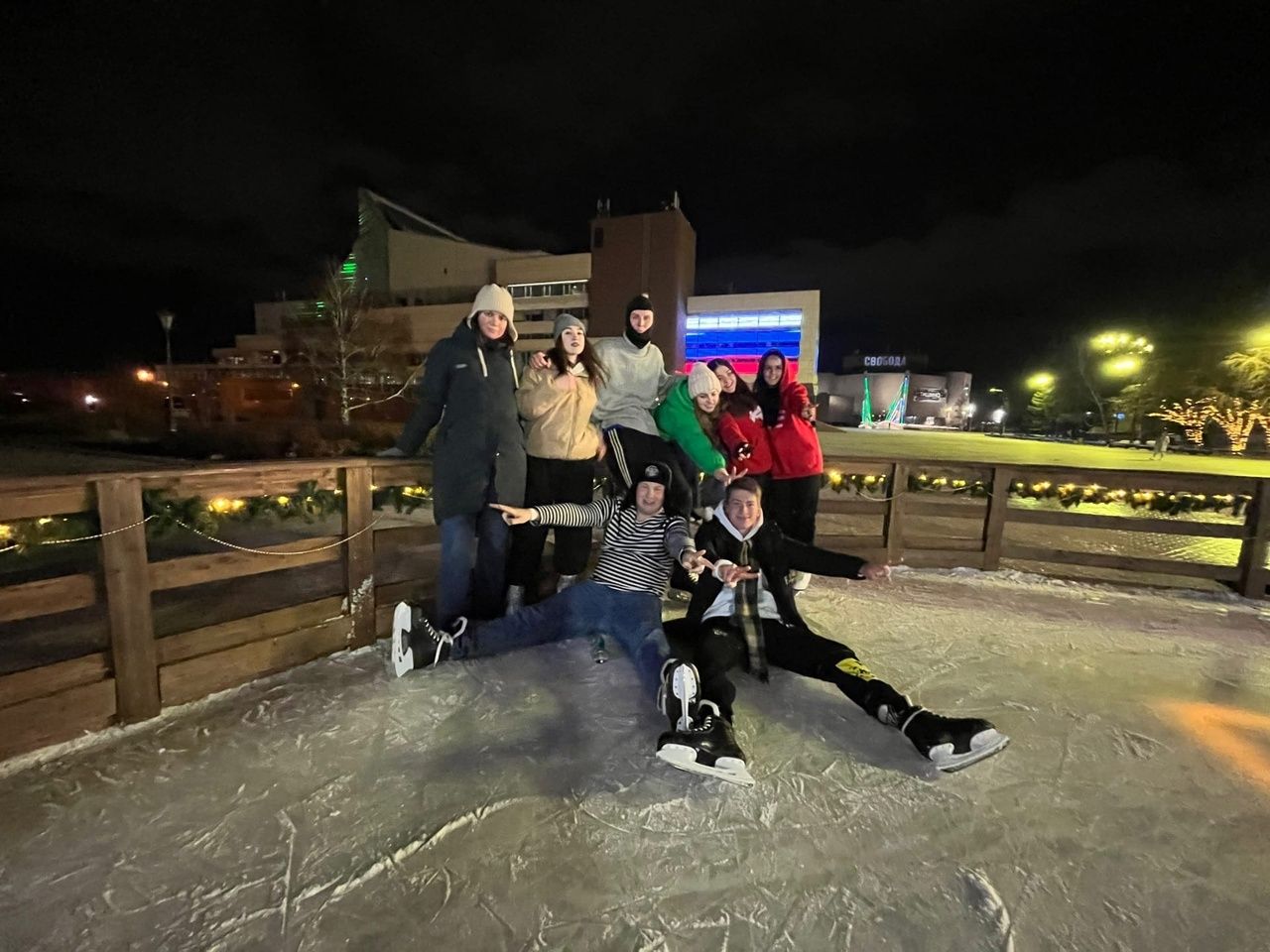 Odoo изображение и текстовый блок