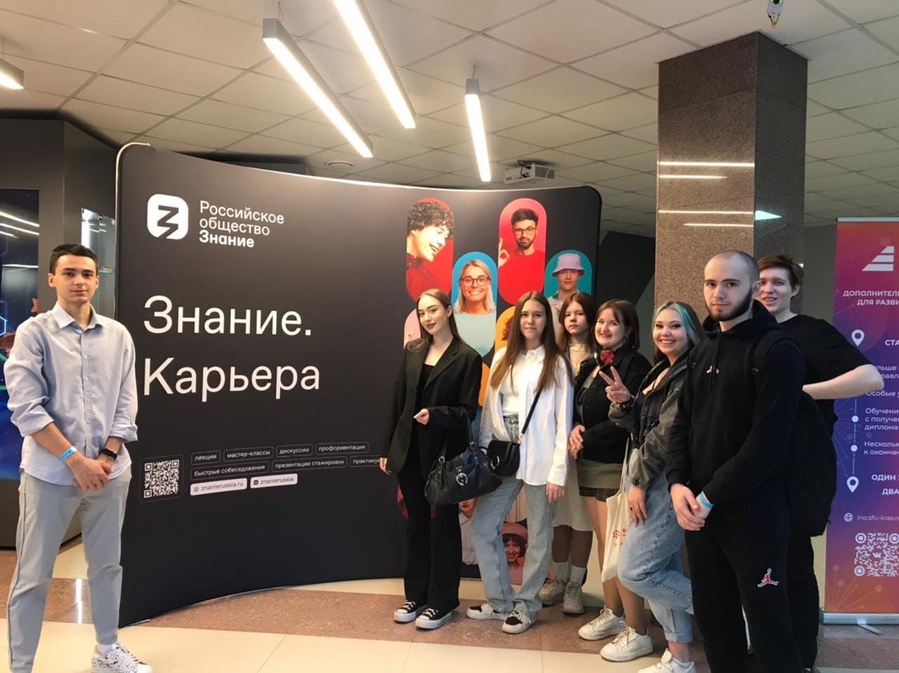 Odoo изображение и текстовый блок