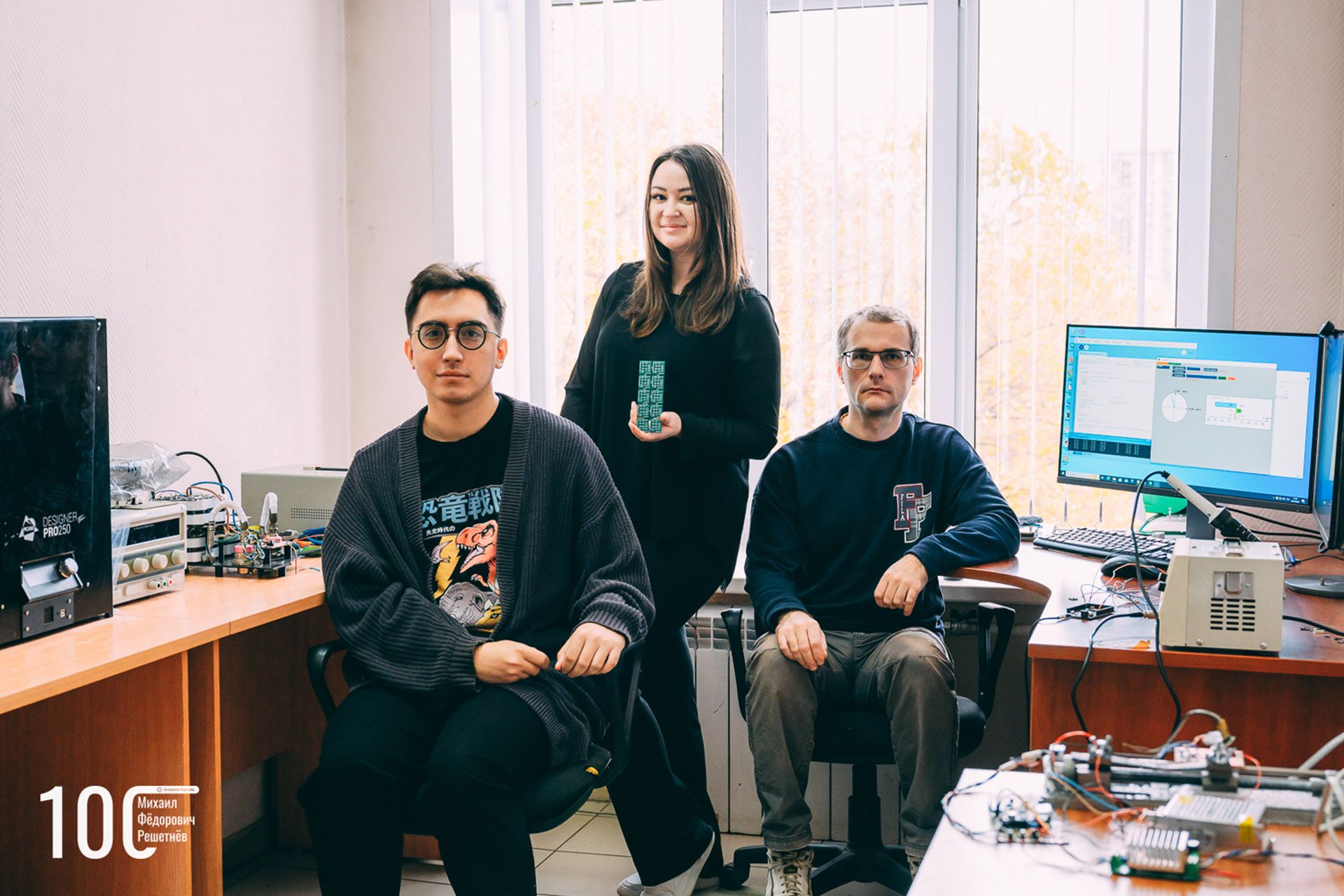 Odoo  текст и изображение блок