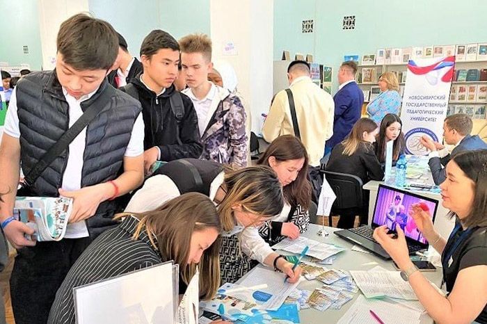 Odoo изображение и текстовый блок